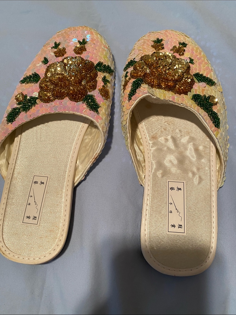 Wedding  slipper  prep dressing